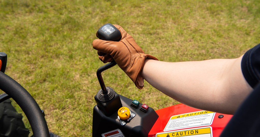 6. Control de joystick para cargador frontal