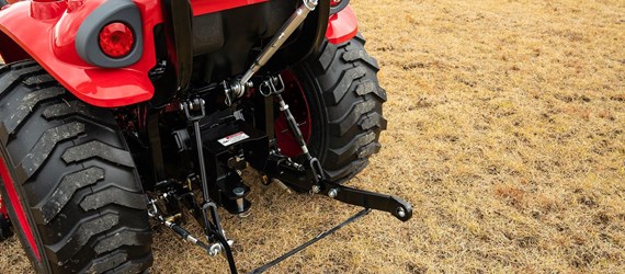 3-point hitch with powerful lift capacity
